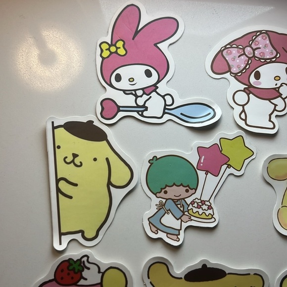 SANRIO 8 stickers Bundle - Picture 3 of 5